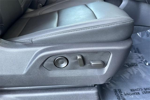 2024 GMC Sierra 1500 Vehicle Photo in ELK GROVE, CA 95757-8703