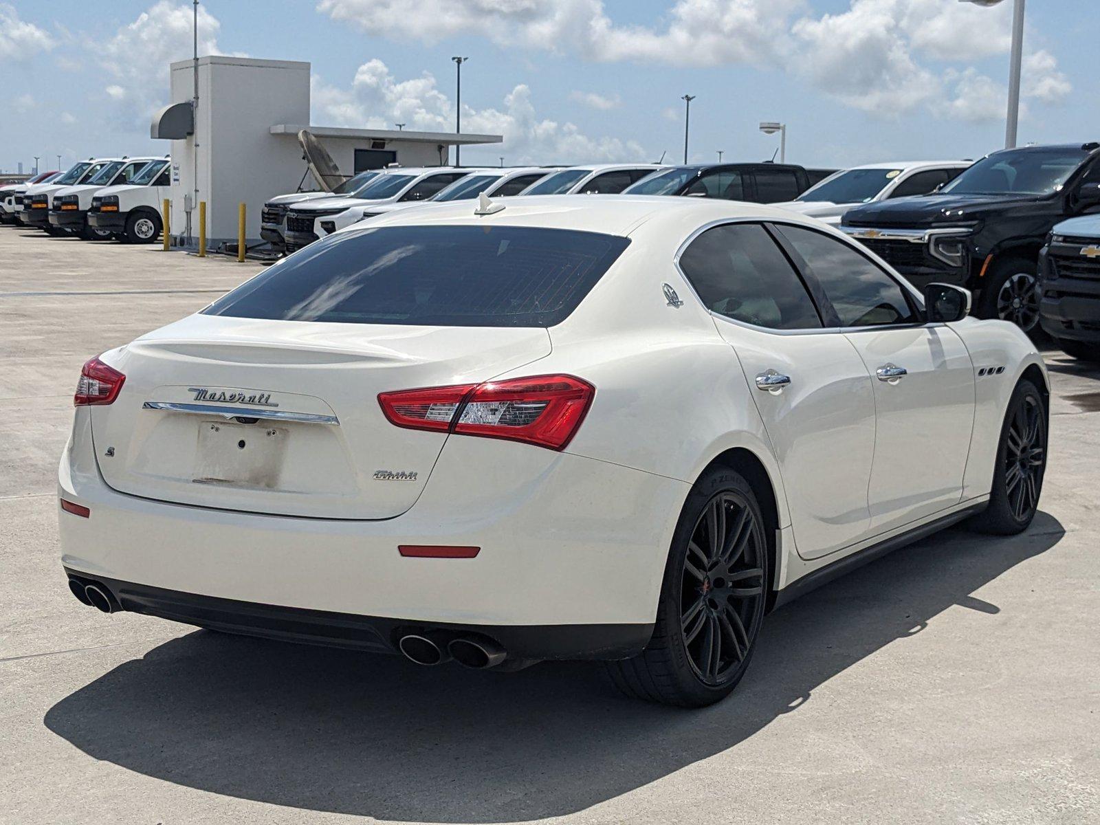 2017 Maserati Ghibli Vehicle Photo in MIAMI, FL 33172-3015