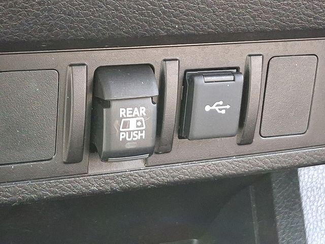 2021 Toyota Tacoma Vehicle Photo in DANBURY, CT 06810-5034