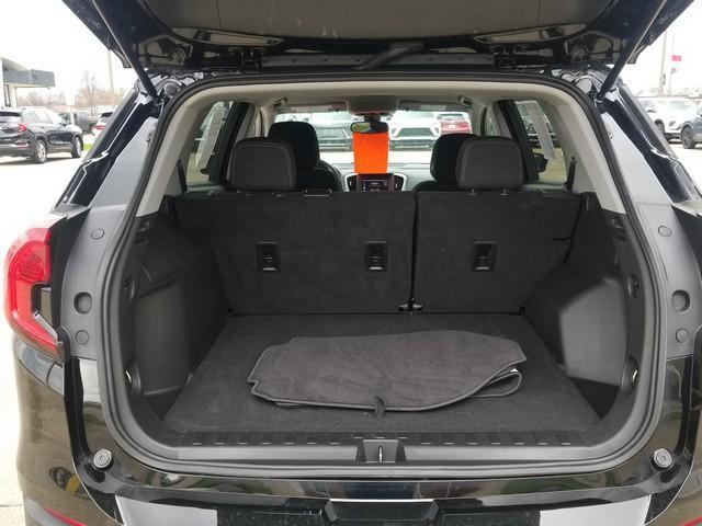 2022 GMC Terrain Vehicle Photo in ELYRIA, OH 44035-6349