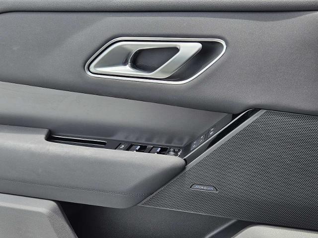 2025 Range Rover Velar Vehicle Photo in AUSTIN, TX 78717