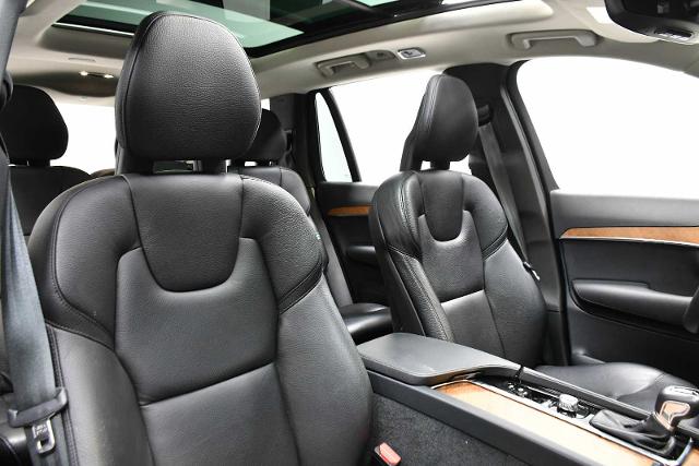 2021 Volvo XC90 Vehicle Photo in DALLAS, TX 75235
