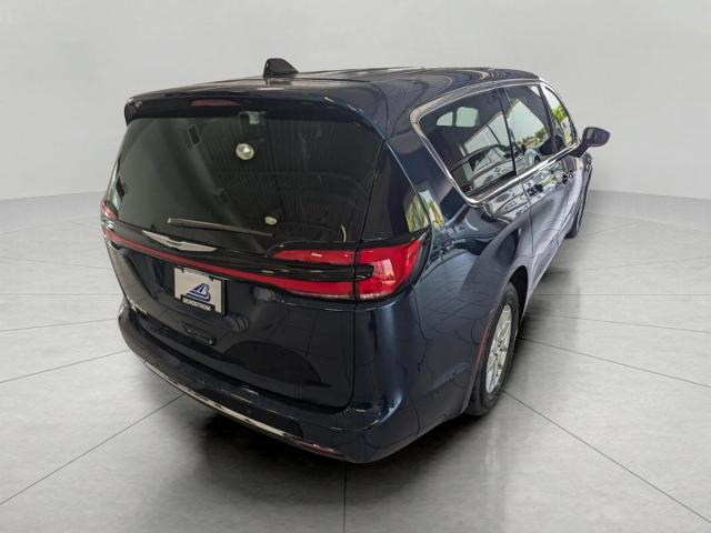 2025 Chrysler Pacifica Vehicle Photo in Oshkosh, WI 54901