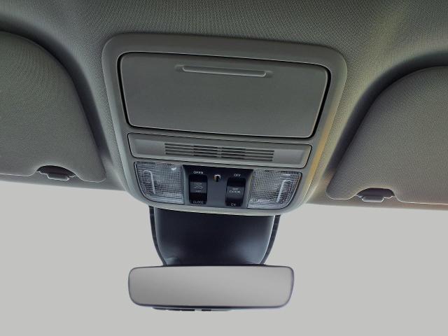 2025 Honda Odyssey Vehicle Photo in Oshkosh, WI 54904