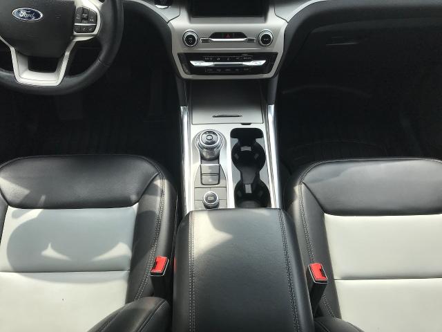 2023 Ford Explorer Vehicle Photo in GREEN BAY, WI 54303-3330