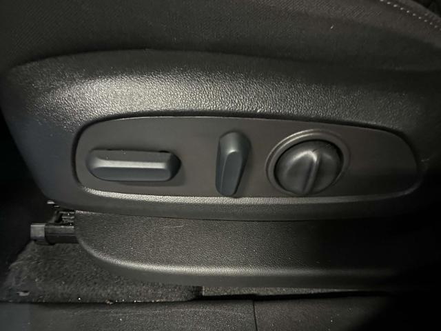 2022 Chevrolet Equinox Vehicle Photo in Roslyn, NY 11576