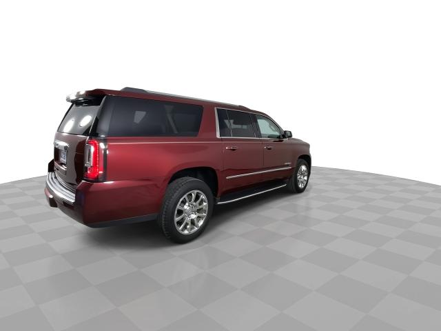 2017 GMC Yukon XL Vehicle Photo in GILBERT, AZ 85297-0402