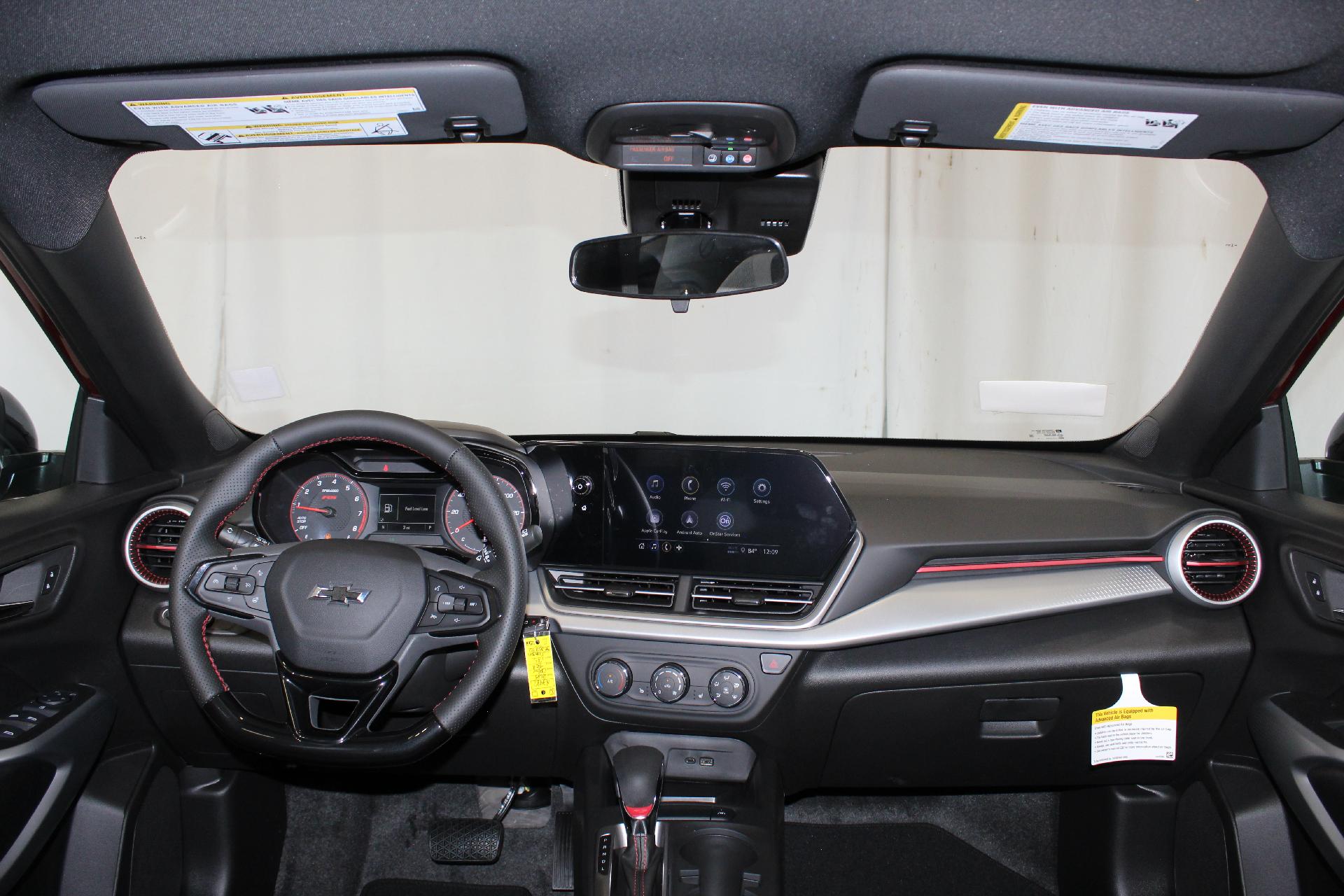 2025 Chevrolet Trax Vehicle Photo in NORTHAMPTON, MA 01060-1120