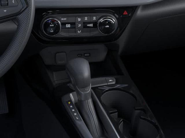 2025 Chevrolet Trax Vehicle Photo in MOON TOWNSHIP, PA 15108-2571