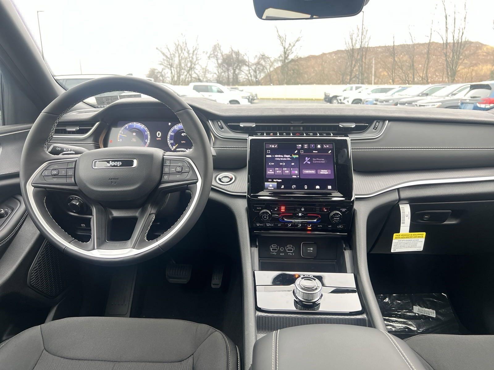 2025 Jeep Grand Cherokee L Vehicle Photo in Mechanicsburg, PA 17050-1707