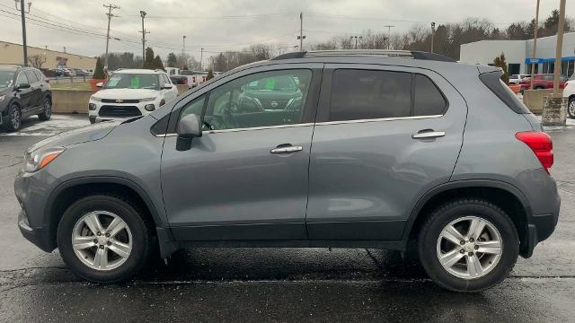 2019 Chevrolet Trax Vehicle Photo in MOON TOWNSHIP, PA 15108-2571