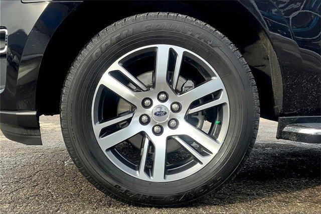 2022 Ford Expedition Max Vehicle Photo in TOPEKA, KS 66609-0000