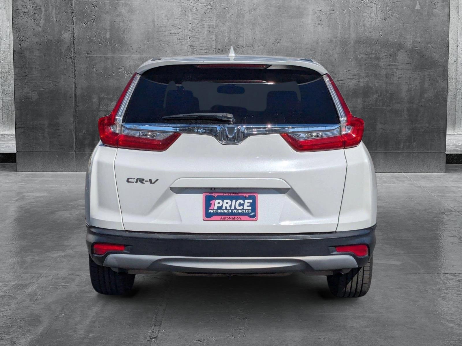 2019 Honda CR-V Vehicle Photo in VALENCIA, CA 91355-1705