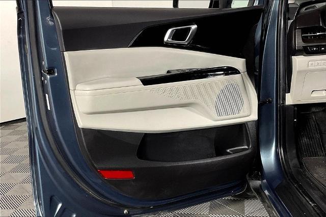 2022 Kia Carnival Vehicle Photo in Tulsa, OK 74129