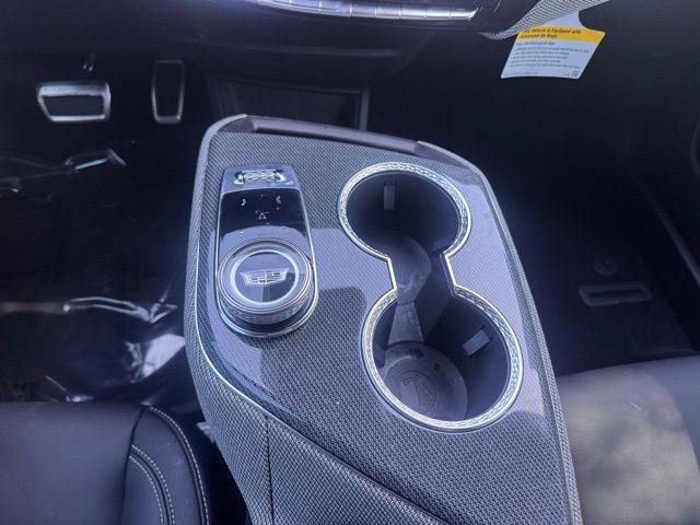 2025 Cadillac OPTIQ Vehicle Photo in DELRAY BEACH, FL 33483-3294
