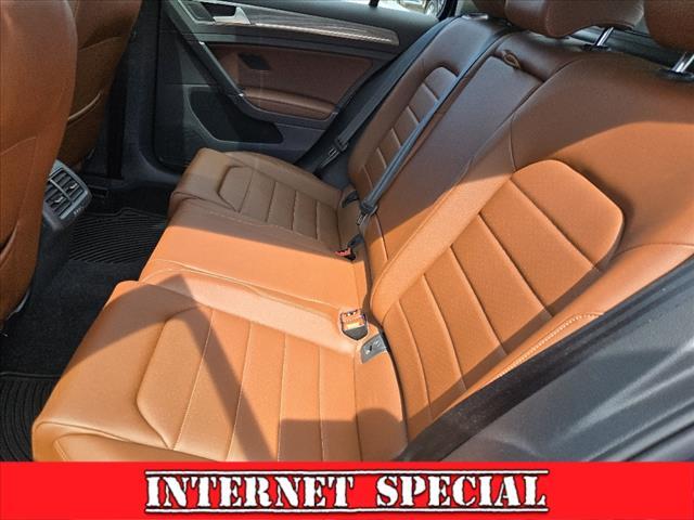 2017 Volkswagen Golf Alltrack Vehicle Photo in LITTLE FALLS, NJ 07424-1717