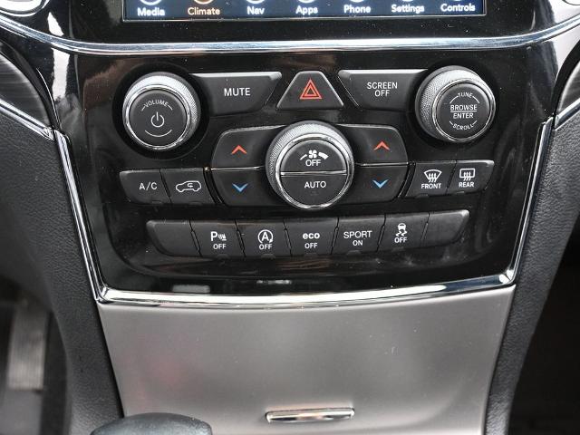 2022 Jeep Grand Cherokee WK Vehicle Photo in Cedar Rapids, IA 52402