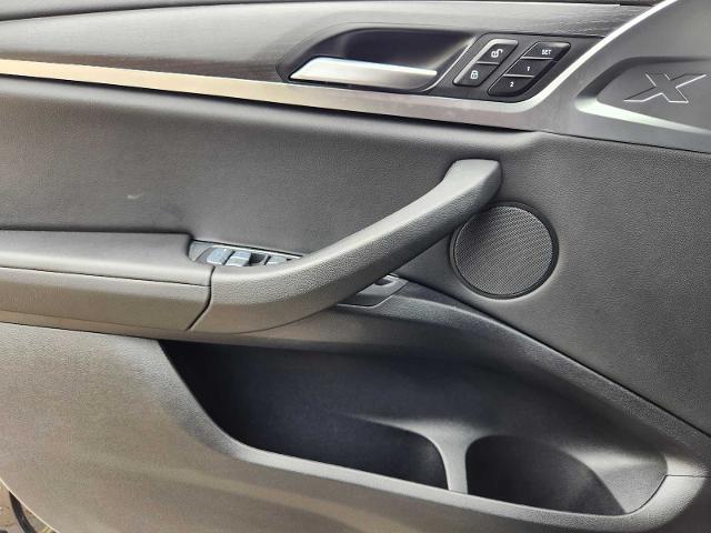2024 BMW X4 xDrive30i Vehicle Photo in PLANO, TX 75024
