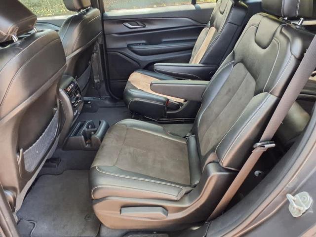 2023 Jeep Grand Cherokee L Vehicle Photo in San Antonio, TX 78230-1001