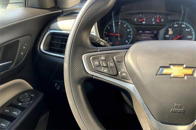 2022 Chevrolet Equinox Vehicle Photo in TOPEKA, KS 66609-0000