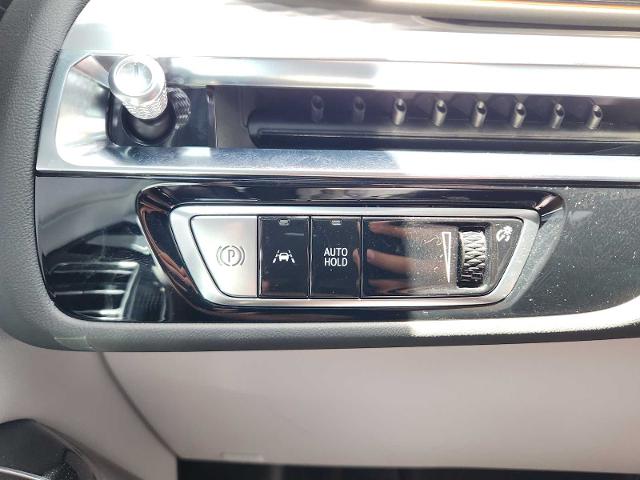 2025 Cadillac LYRIQ Vehicle Photo in HOUSTON, TX 77079