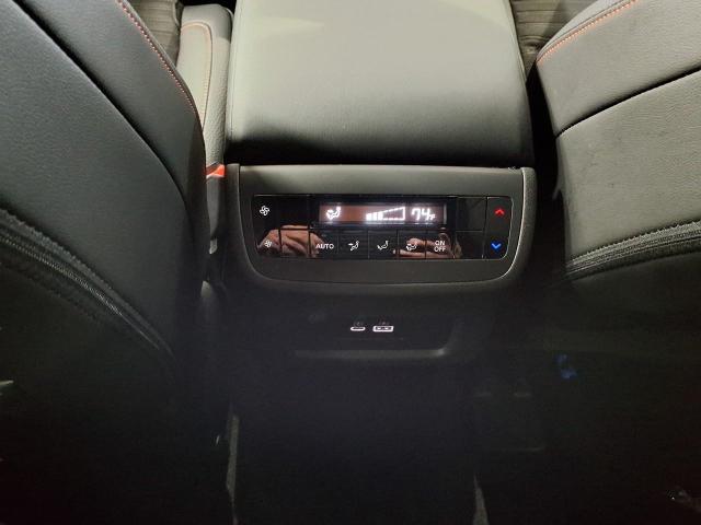 2025 Nissan Pathfinder Vehicle Photo in Oshkosh, WI 54904