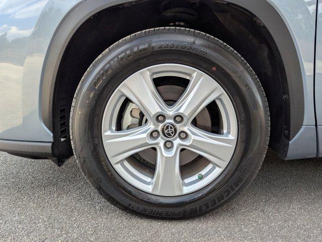2022 Toyota Highlander Vehicle Photo in San Antonio, TX 78230