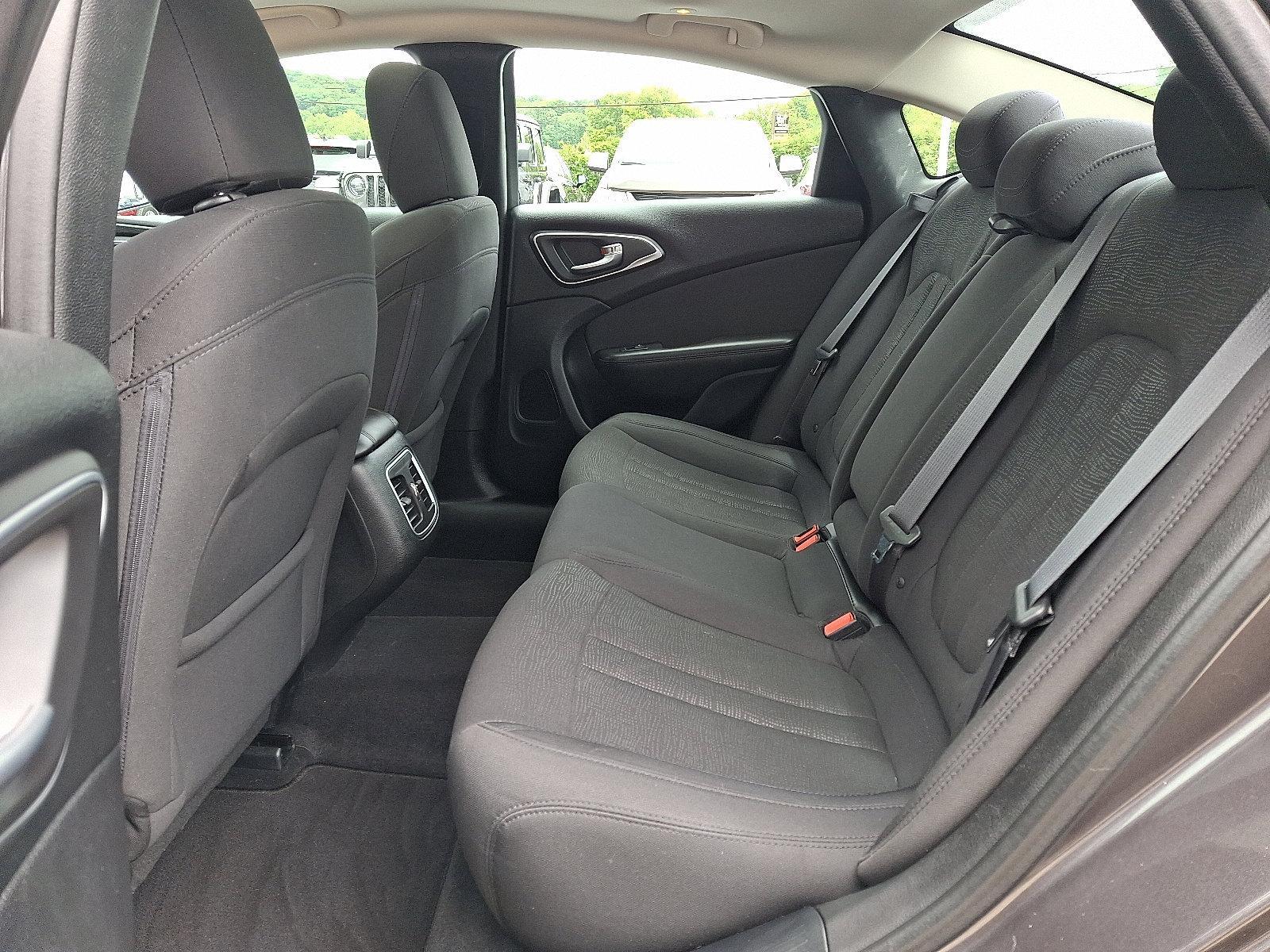 2015 Chrysler 200 Vehicle Photo in BETHLEHEM, PA 18017-9401