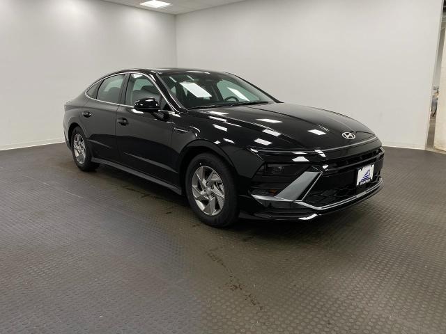 2025 Mazda Mazda3 Hatchback 2.5 s Carbon photo 3