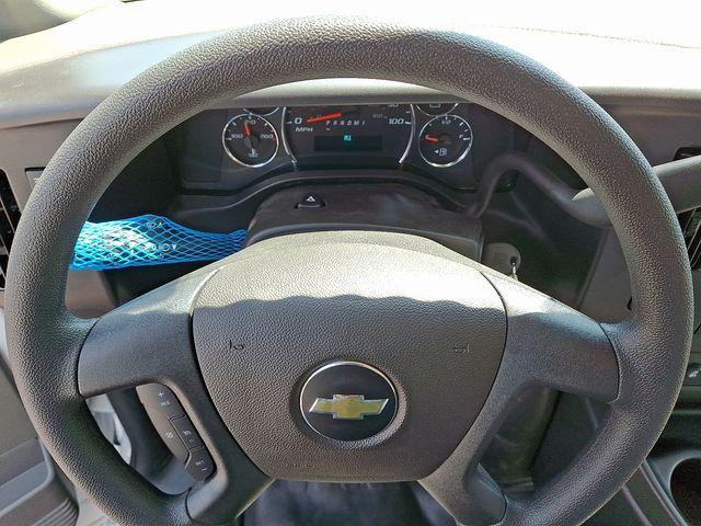 2025 Chevrolet Express Cutaway 3500 Vehicle Photo in DANBURY, CT 06810-5034