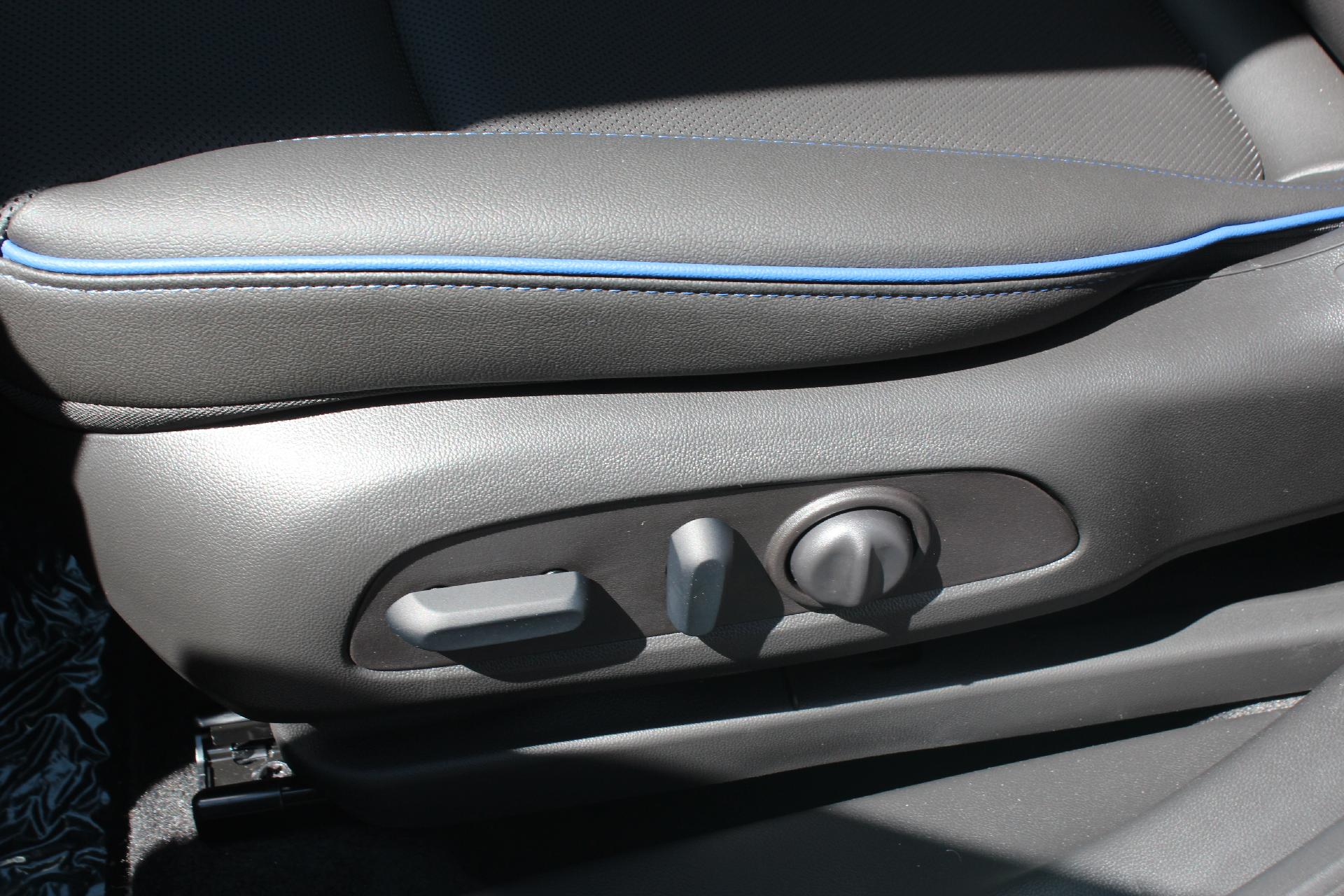 2026 Buick Encore GX Vehicle Photo in AURORA, CO 80012-4011