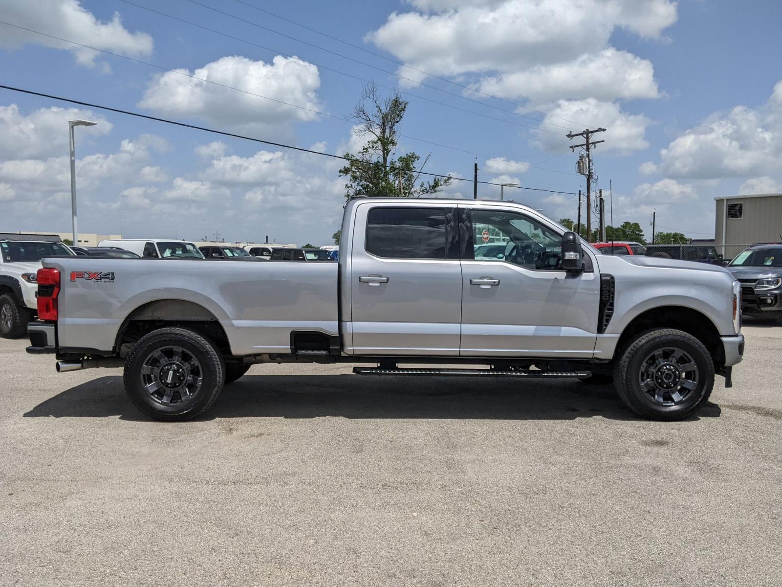 2024 Ford Super Duty F-250 SRW Vehicle Photo in Seguin, TX 78155