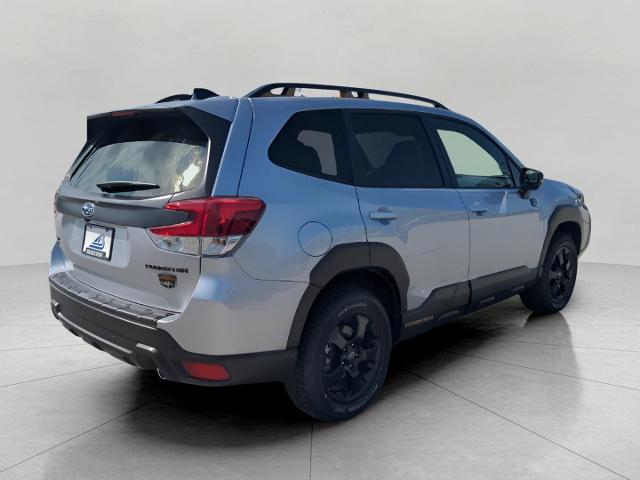 2025 Subaru Forester Vehicle Photo in Green Bay, WI 54304