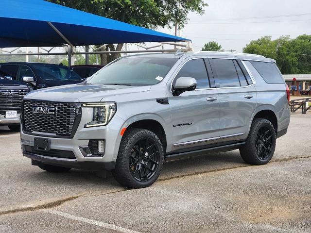2023 GMC Yukon Vehicle Photo in DENTON, TX 76210-9321