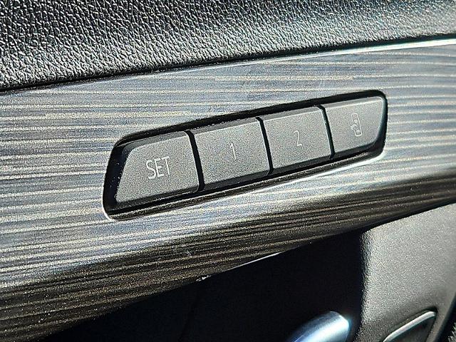 2022 GMC Terrain Vehicle Photo in TREVOSE, PA 19053-4984