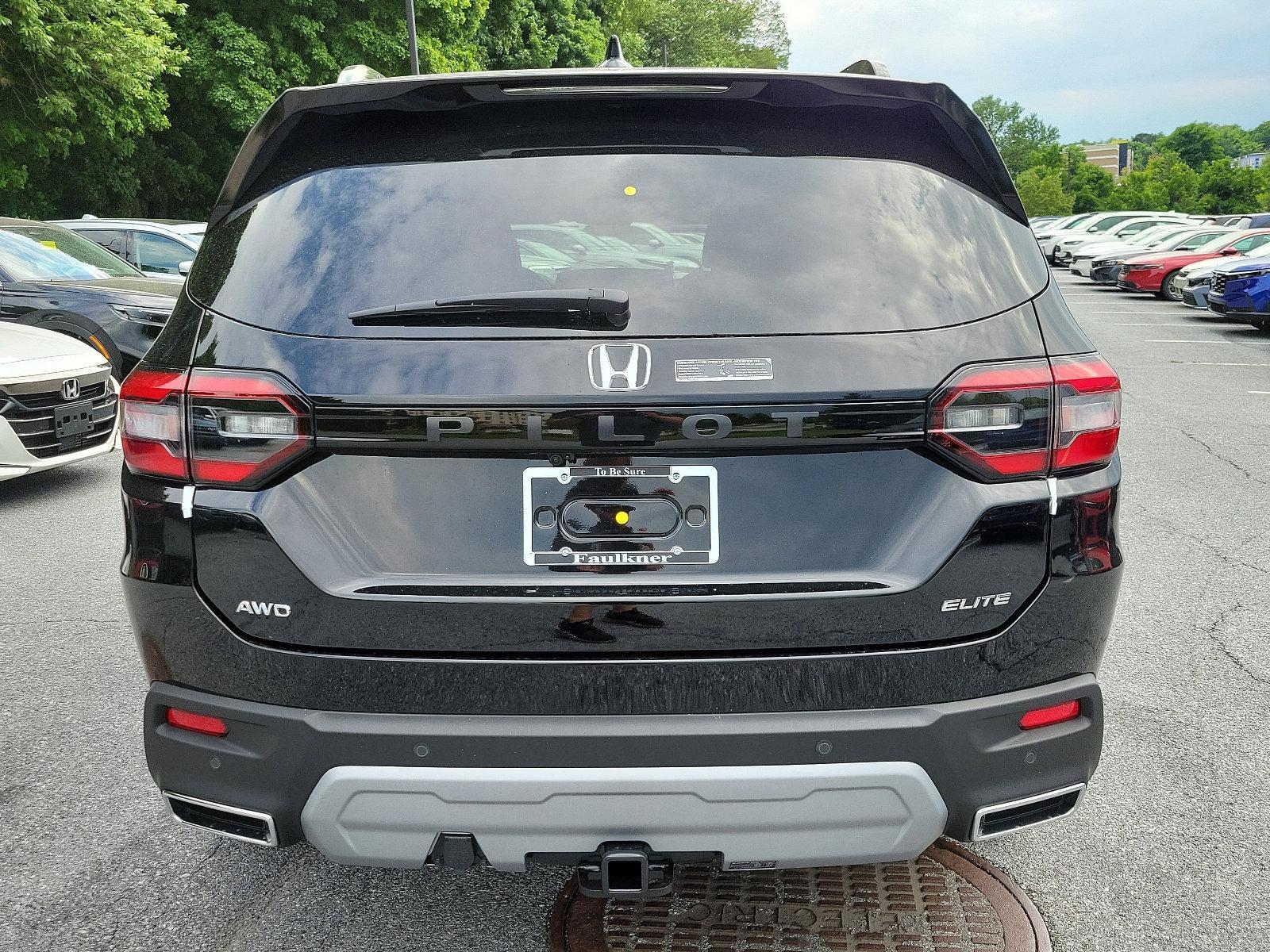 2025 Honda Pilot Vehicle Photo in Harrisburg, PA 17111