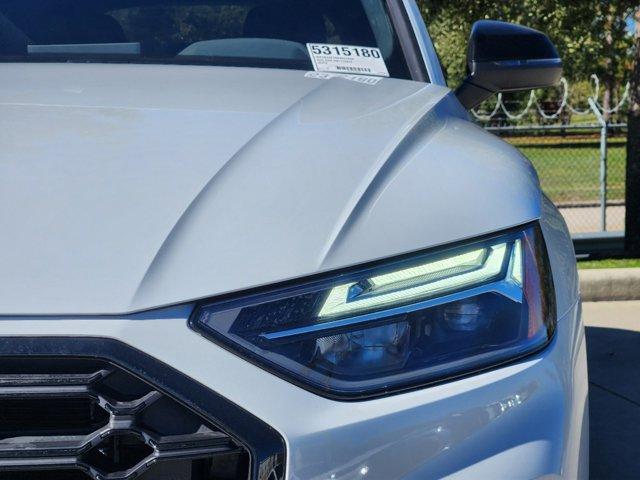 2025 Audi SQ5 Vehicle Photo in HOUSTON, TX 77090