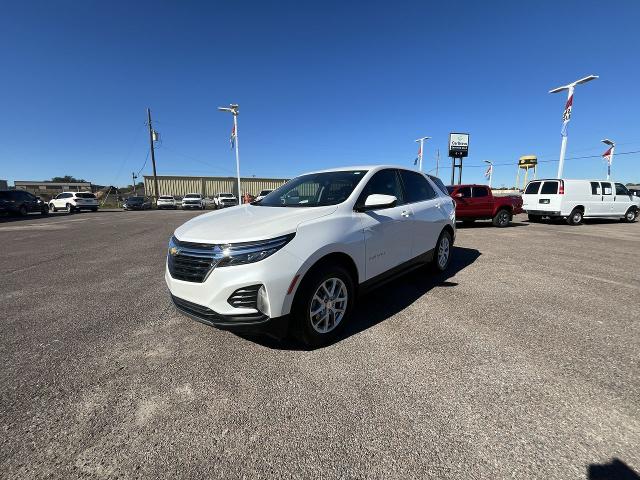 2024 Chevrolet Equinox Vehicle Photo in NEDERLAND, TX 77627-8017