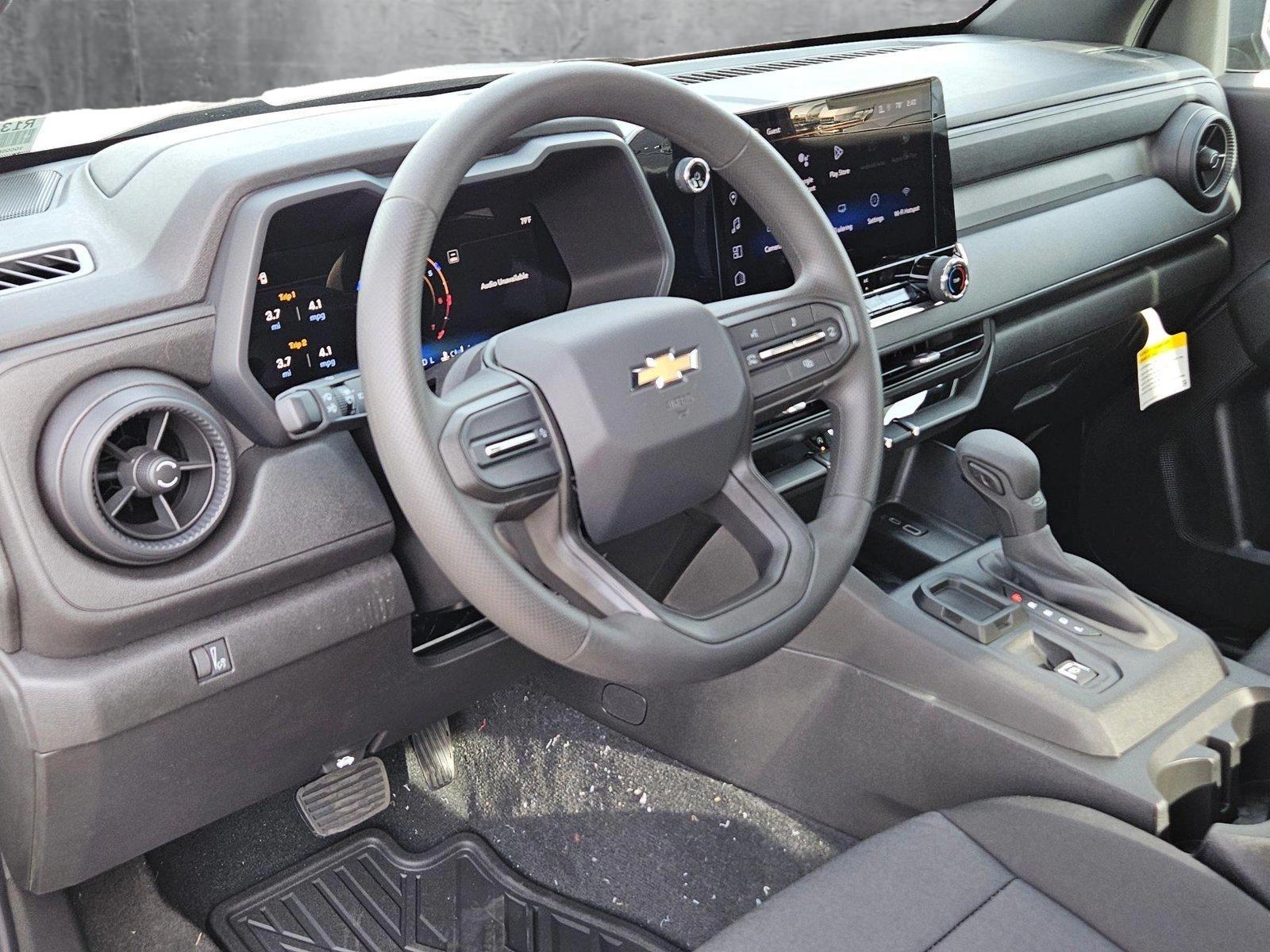 2024 Chevrolet Colorado Vehicle Photo in PEORIA, AZ 85382-3715