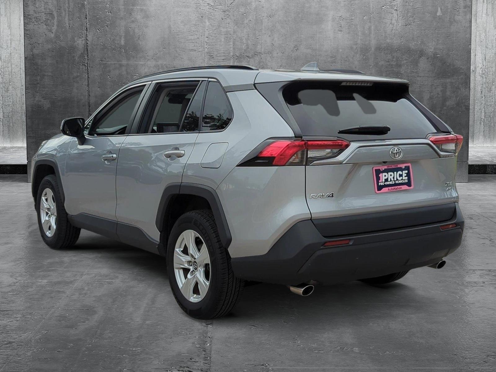 2021 Toyota RAV4 Vehicle Photo in Ft. Myers, FL 33907