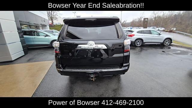 2016 Toyota 4Runner Vehicle Photo in Pleasant Hills, PA 15236