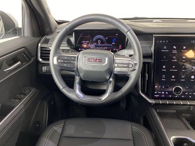 2024 GMC Acadia Vehicle Photo in MEDINA, OH 44256-9001