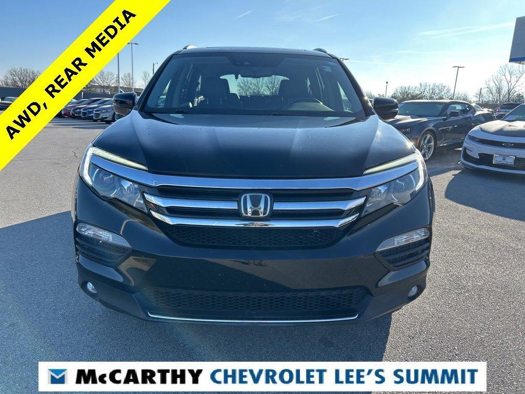 Used 2017 Honda Pilot Elite with VIN 5FNYF6H07HB019196 for sale in Kansas City