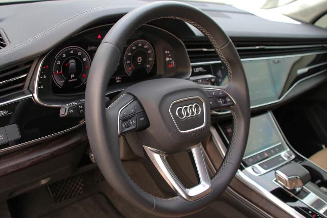 2025 Audi Q7 Vehicle Photo in SUGAR LAND, TX 77478