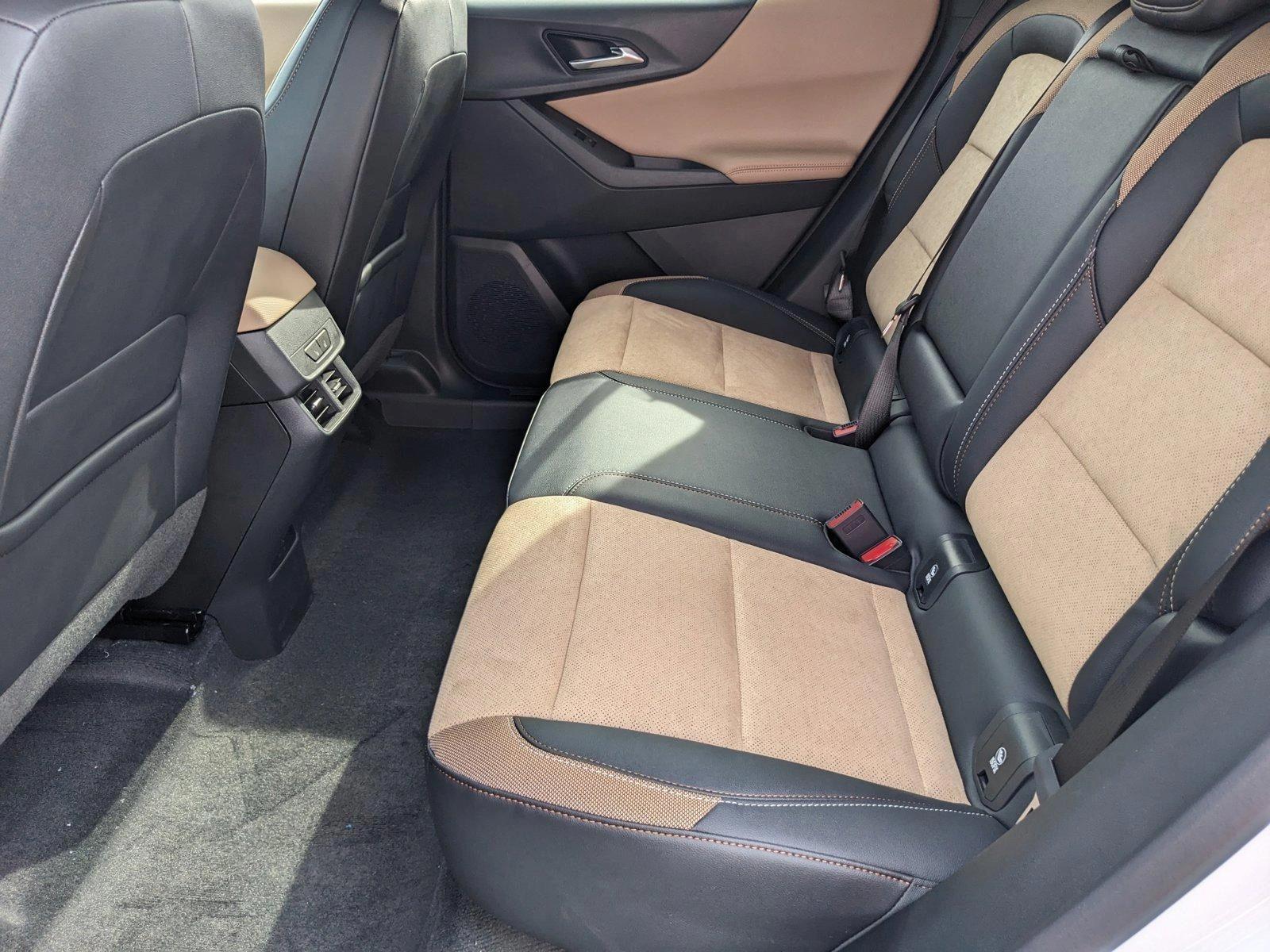 2025 Chevrolet Equinox Vehicle Photo in GREENACRES, FL 33463-3207