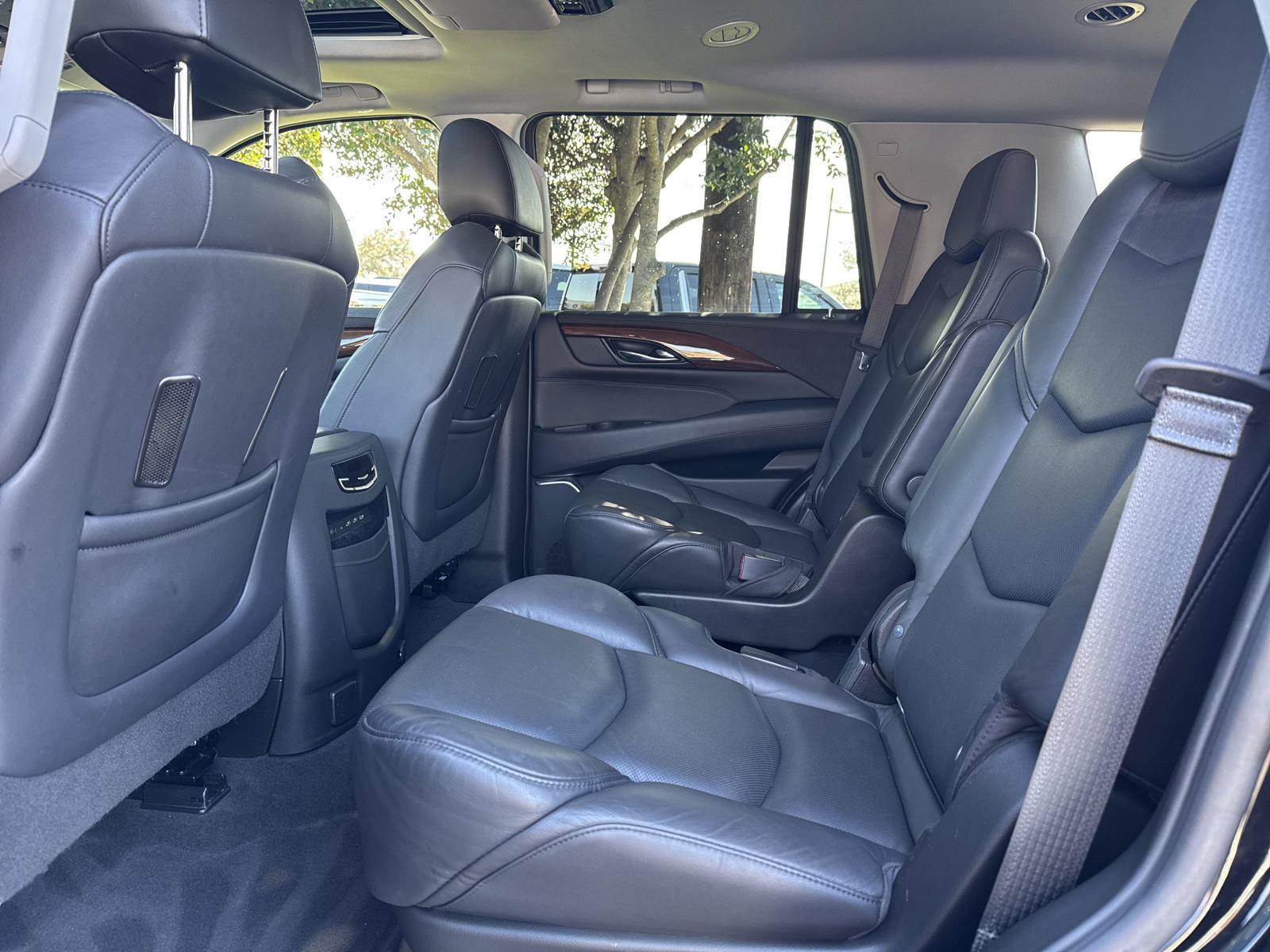 2020 Cadillac Escalade Vehicle Photo in DALLAS, TX 75209-3016