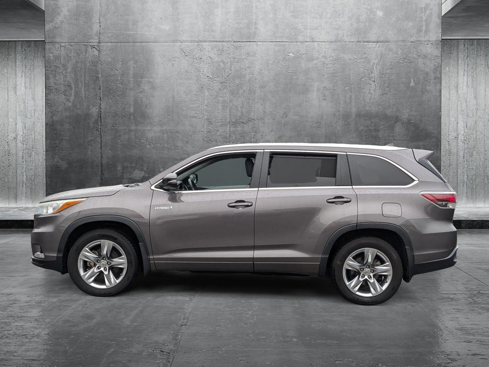 2015 Toyota Highlander Hybrid Vehicle Photo in St. Petersburg, FL 33713