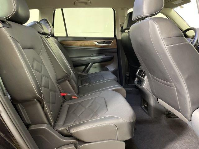 2024 Volkswagen Atlas Vehicle Photo in PHOENIX, AZ 85014-3381