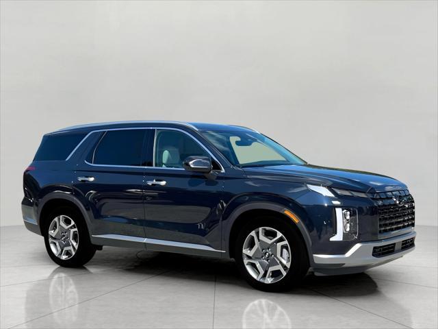 2025 Hyundai PALISADE Vehicle Photo in Green Bay, WI 54304