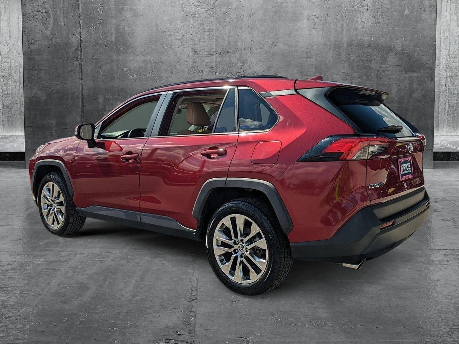 2020 Toyota RAV4 Vehicle Photo in Winter Park, FL 32792